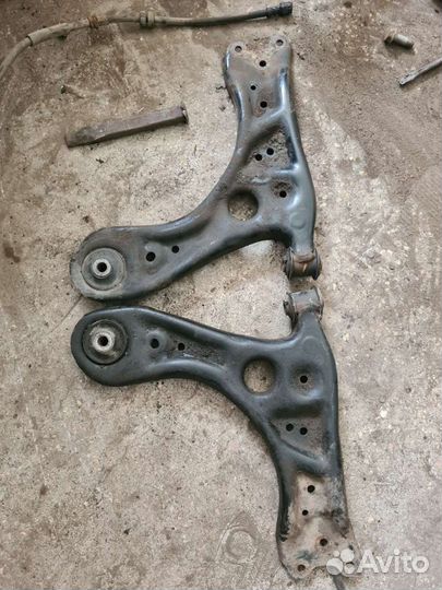 Рычаги передние Volkswagen Polo 2013