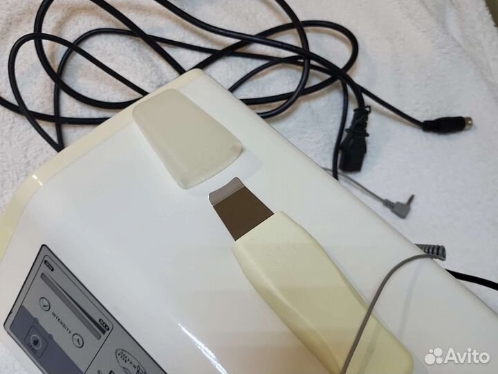 Аппарат для ультразвуковой чистки лица