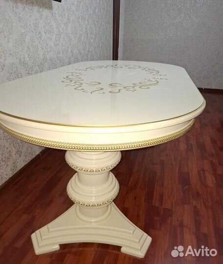 Стол выдвежной