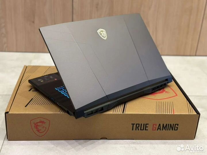 Огромный MSi 16 ядер i5-12500H 16Gb RTX 3060 SSD