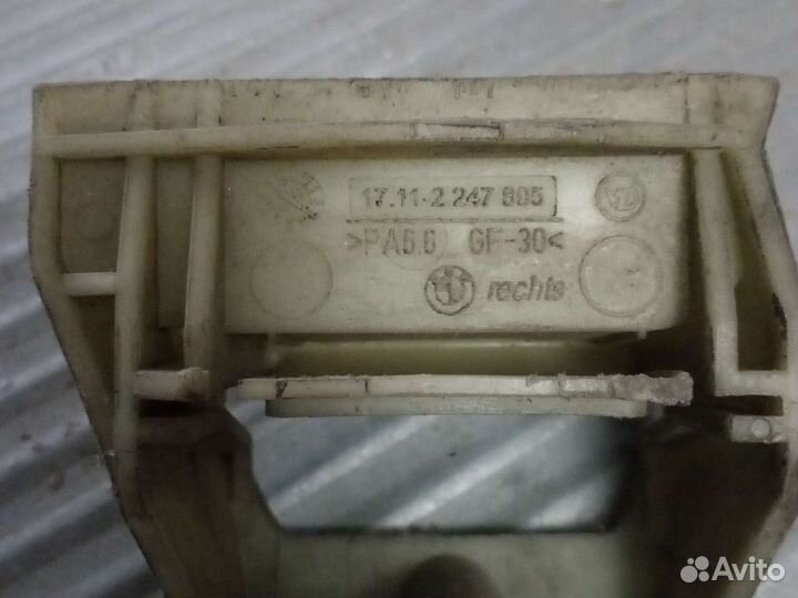 BMW 5 E39 Крепление радиатора