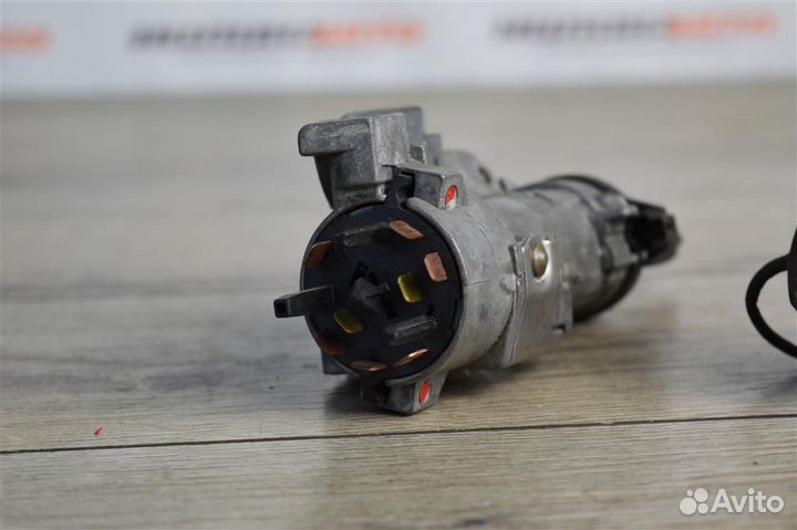 Замок зажигания skoda Fabia 2 Румстер