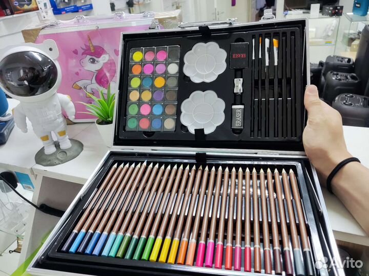 Набор для рисования в чемоданчике