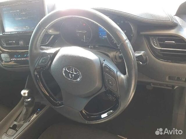 Toyota C-HR 1.2 CVT, 2016, 64 000 км