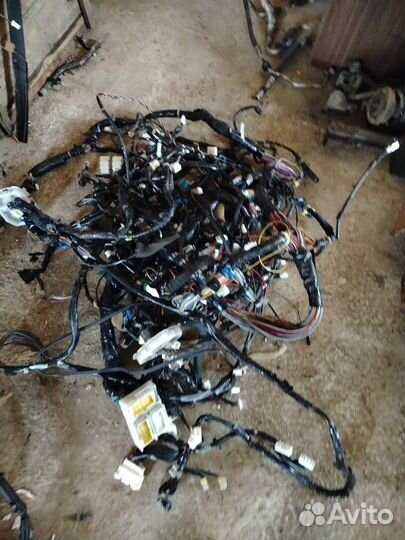 Проводка салона Nissan Fuga 2006
