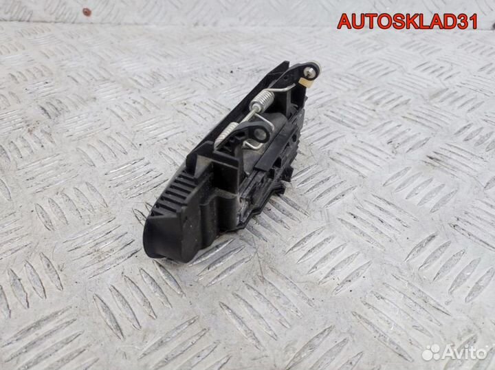 Ручка двери наружная левая Audi A3 8L 4B0839885