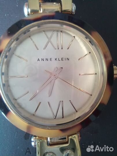 Часы женские Anne klein