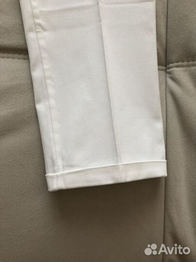 Брюки летние зауженные 44 размера