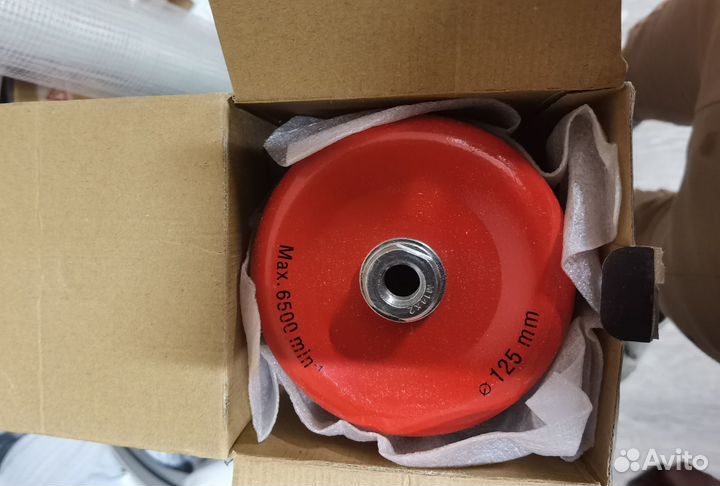 Щетка-крацовка чашечная