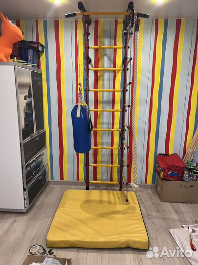 Шведская стенка крепление от стены