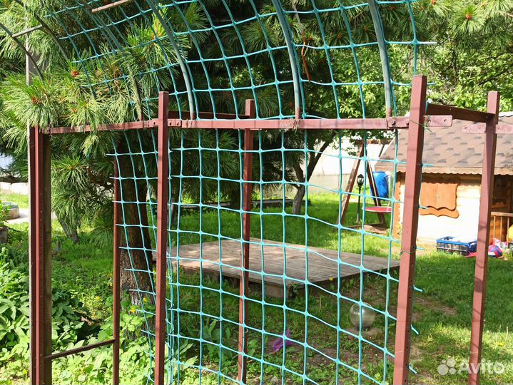 Садовая металлическая арка, пергола, качели