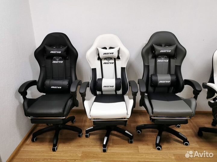 Компьютерное игровое кресло, геймерское. Новое