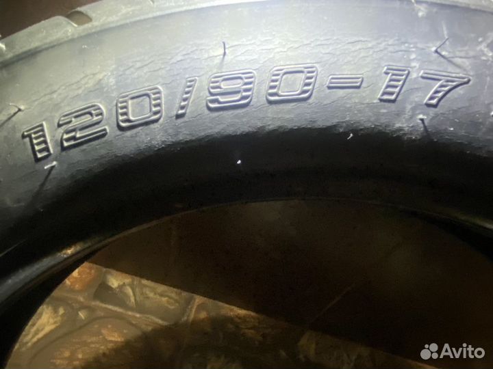 Продаю переднее колесо Shinko 120/90-17