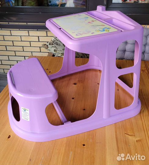 Детский стол парта