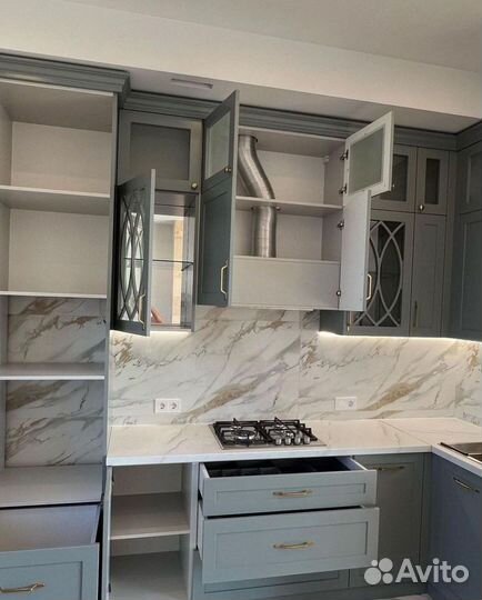 Кухня угловая. Кухонный ганитур. Кухни