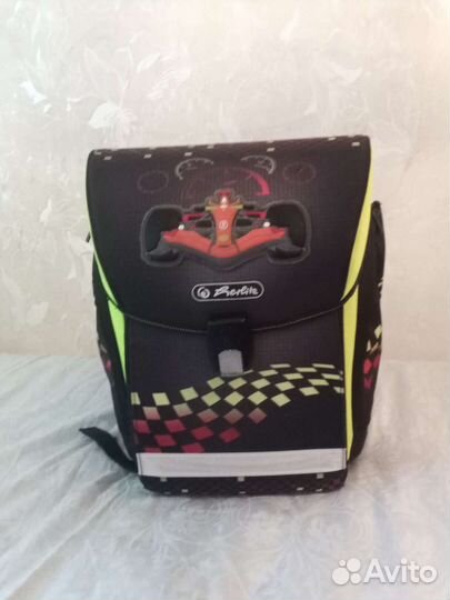 Школьный рюкзак