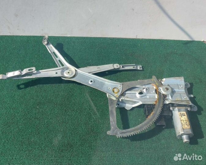 Стеклоподъемник передний правый Opel Astra H