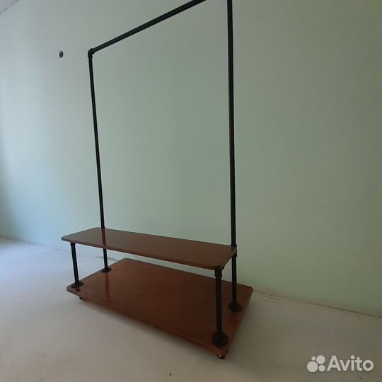 Вешалка напольная в стиле лофт