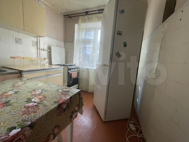 2-к. квартира, 40 м², 2/4 эт.