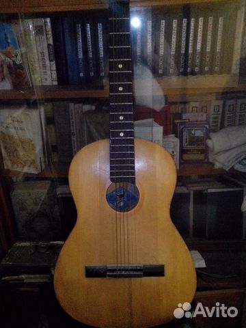 Продам гитару