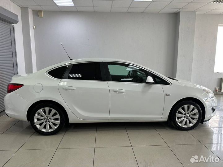 Opel Astra 1.6 МТ, 2014, 220 977 км