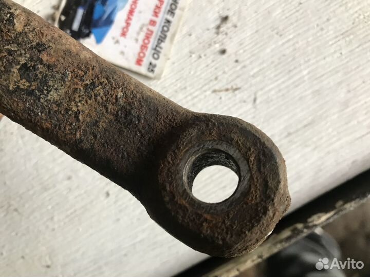 Кулак поворотный задний правый Ауди А4Б5 Audi A4B5