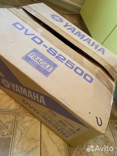 Проигрыватель Yamaha DVD-S2500