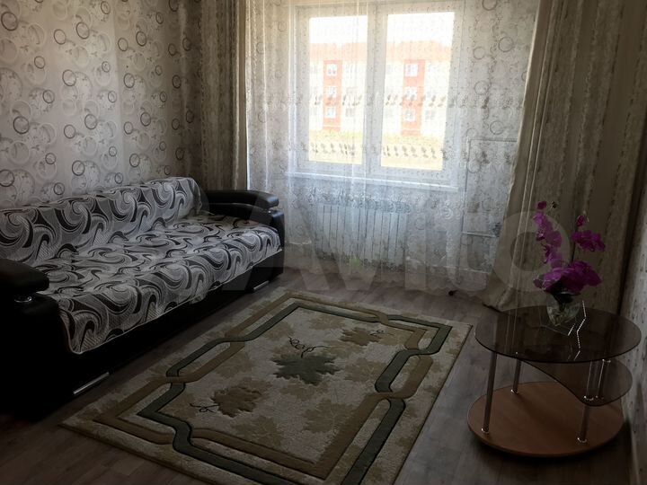 2-к. квартира, 50 м², 3/3 эт.