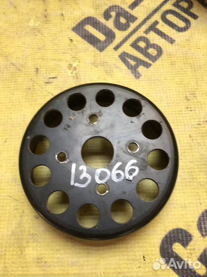 Шкив водяного насоса (помпы) Kia Hyundai