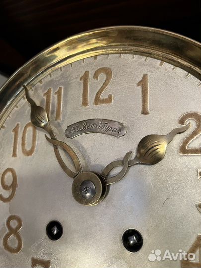 Старинные настенные часы с боем Павел Буре