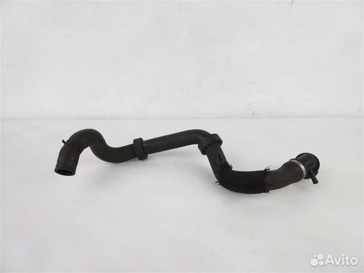 Патрубок радиатора ауди Q7 2005