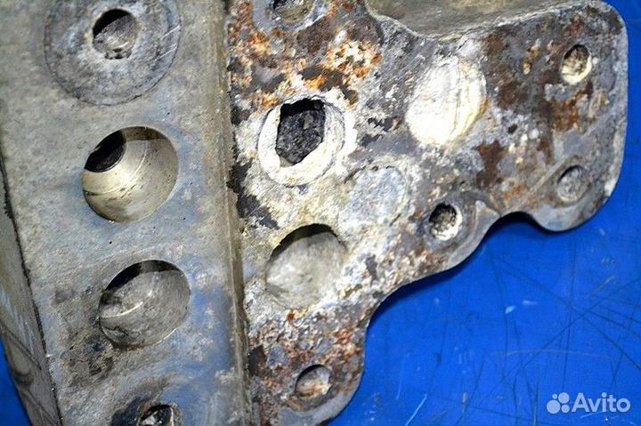 Кронштейн глушителя volvo FH (01.12)