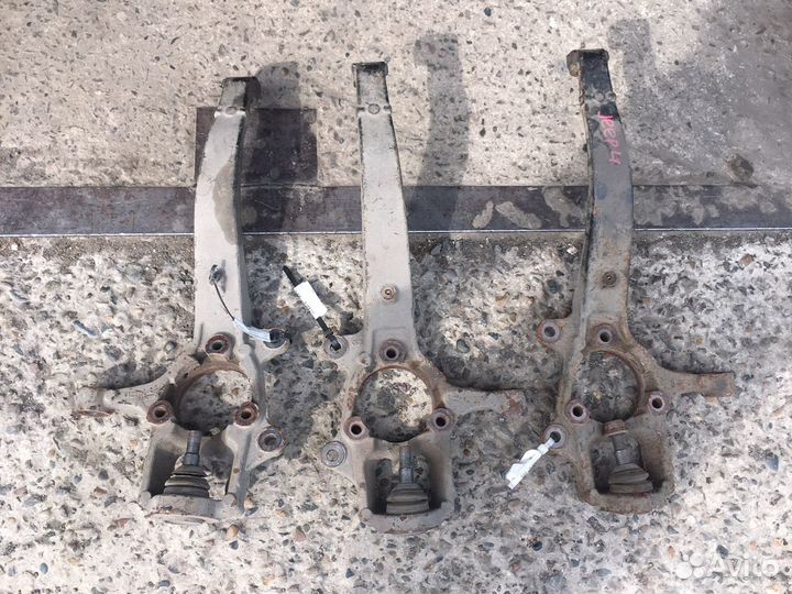 Кулак цапфа Jeep Grand Cherokke BK 2