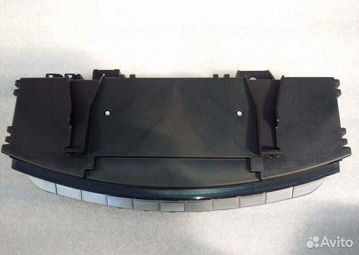 Блок управления средней консоли мерседес S 221