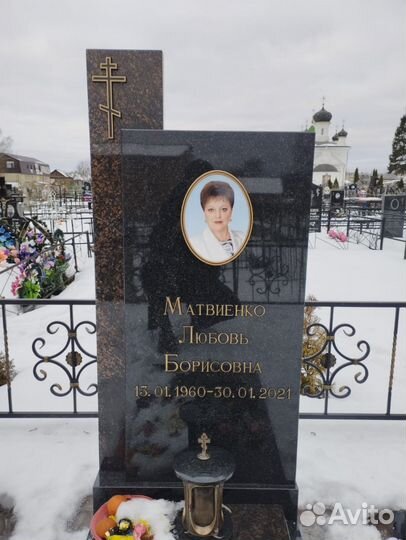 Долговечные памятники из гранита от завода гаранти