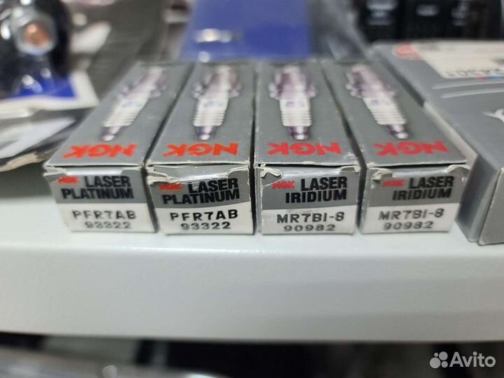 BRP Свеча зажигания MR7BI-8