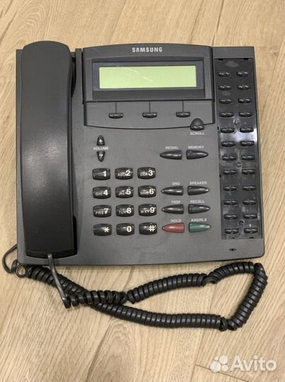 Цифровой системный телефон Samsung DCS-24B / LCD-2