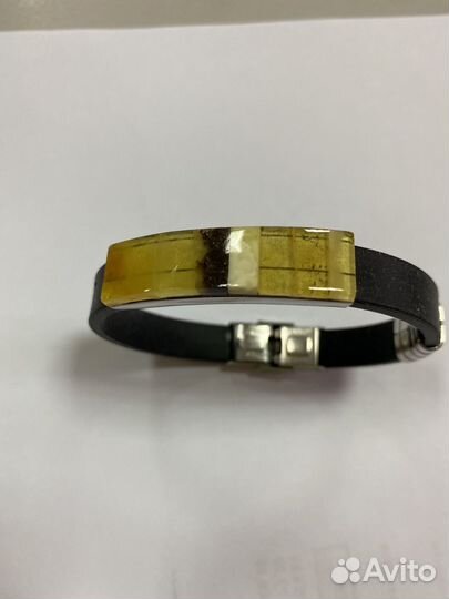 Браслет с натуральным янтарем