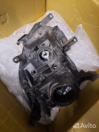 Фара левая ниссан