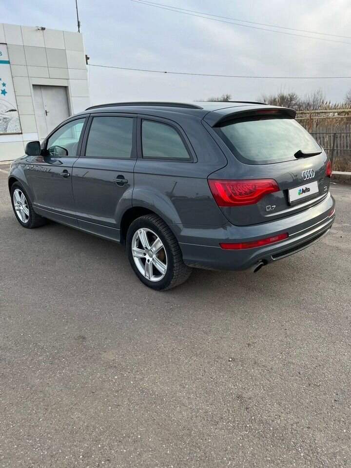 Audi Q7: фото владельца