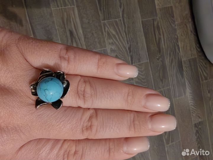 Серебряное кольцо