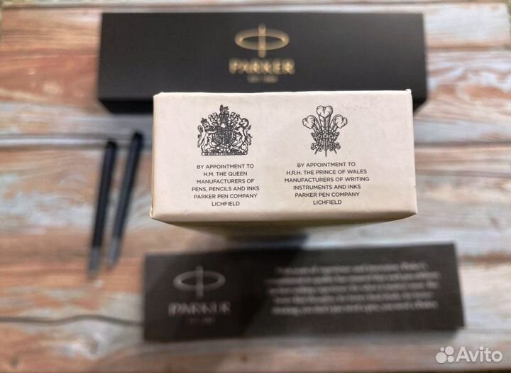 Фирменная коробка для перьевой ручки Parker