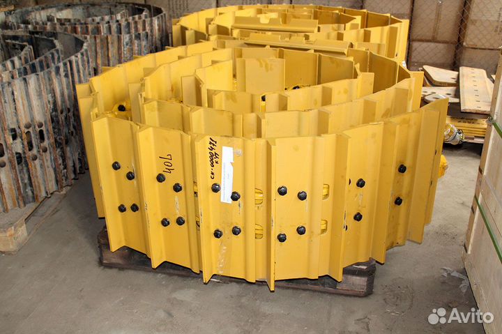 Цепи / Гусеницы на CAT D6R (NM)