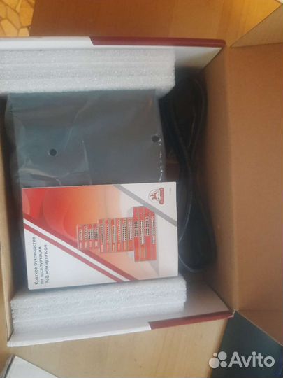 Poe коммутатор SR-PS0820GBL