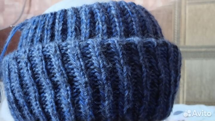 Теплая зимняя мужская шапка