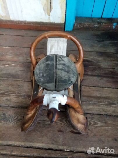 Седло для лошади