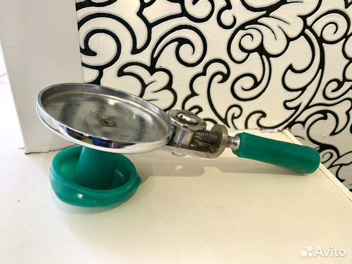 Закаточная машинка для банок СССР новая