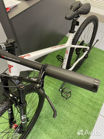 Велосипед горный 29 дюймов на гидравлике
