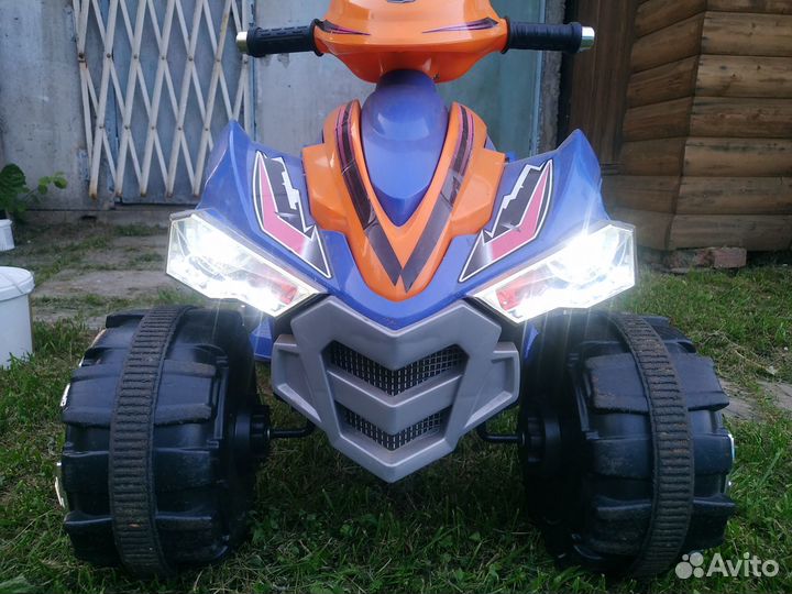 Детский квадроцикл на аккумуляторе бу