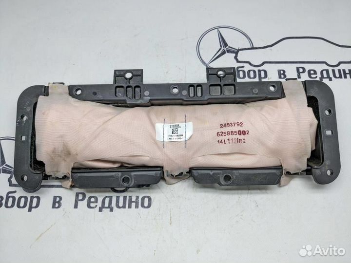 Подушка безопасности коленная w166 ML-class 642